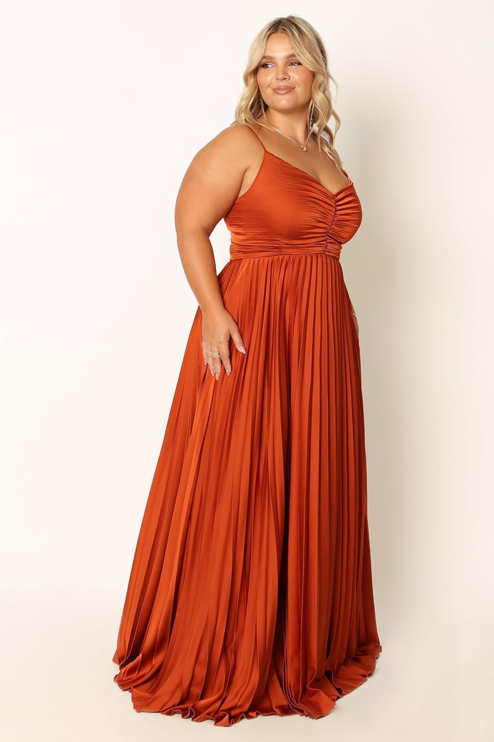 Aneira | Abito Elegante Plissettato