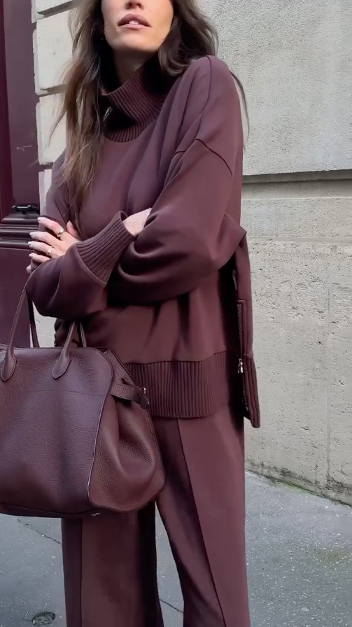 Rosalia | Completo Caldo e Stiloso