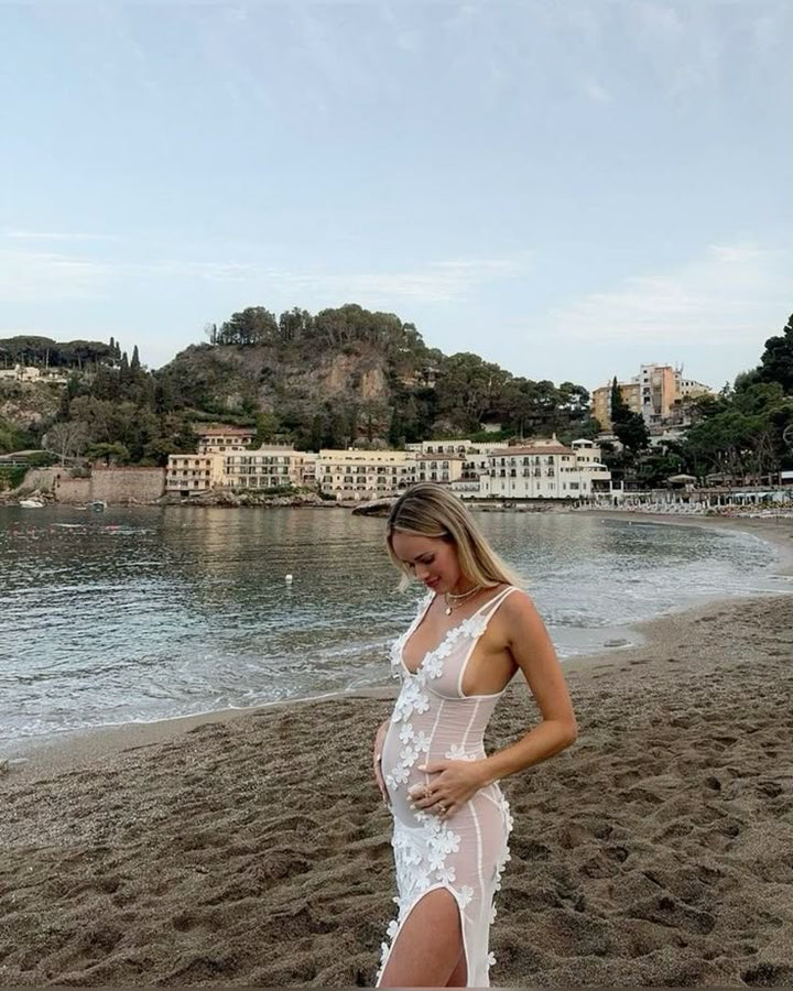 Aylee | Maternity Sleeveless Waisted Lace Dress