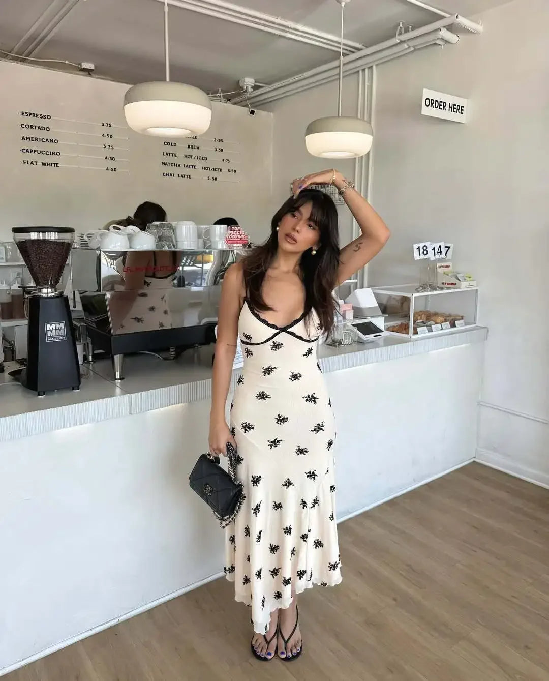 Irie | Abito Ricamato con Dettagli in Pizzo