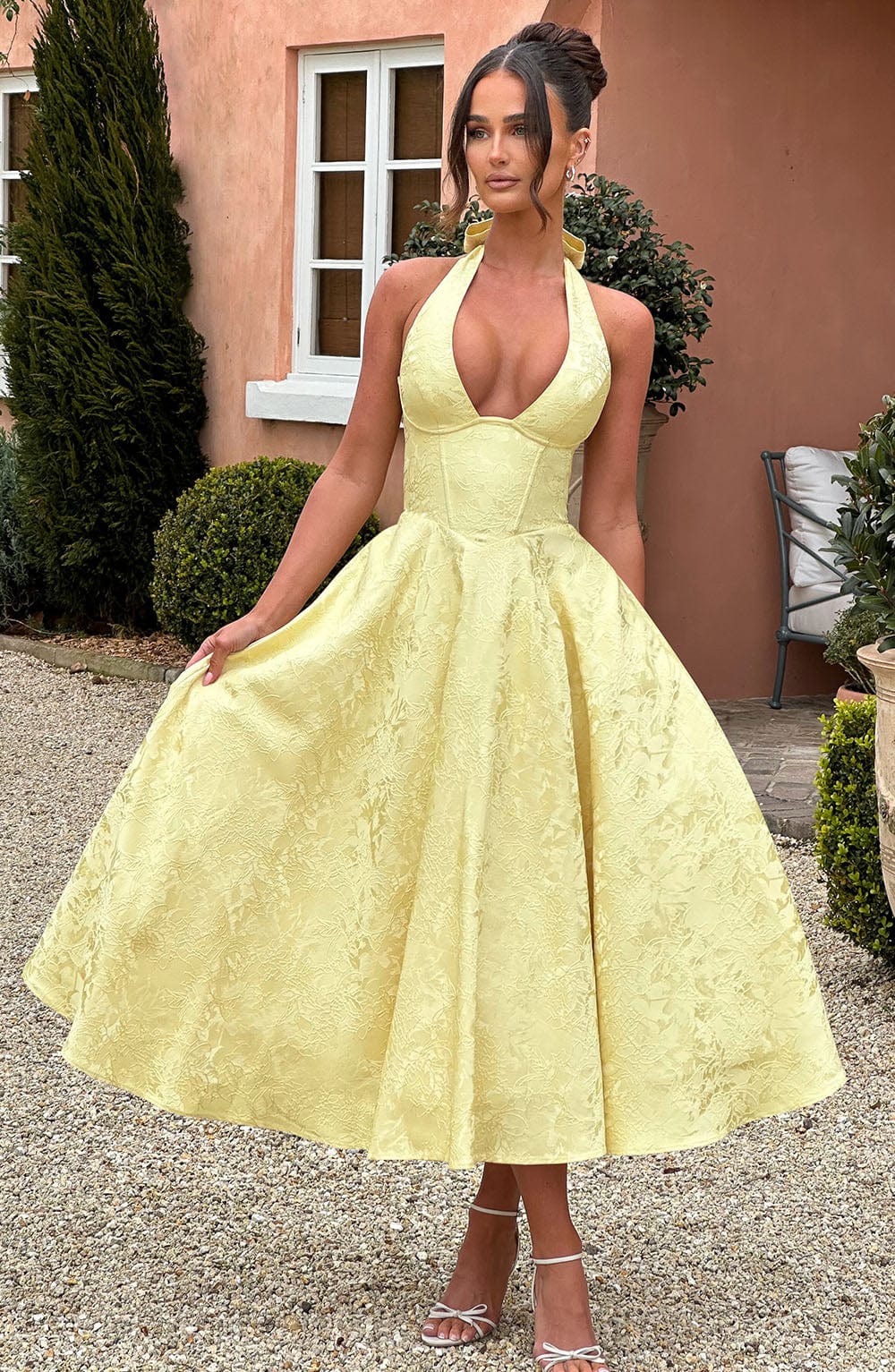 Adoria | Abito Elegante con Scollo all’Americana