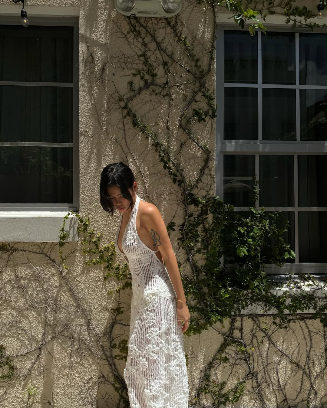 Laurie | Abito Lavorato a Rete con Ricami Floreali